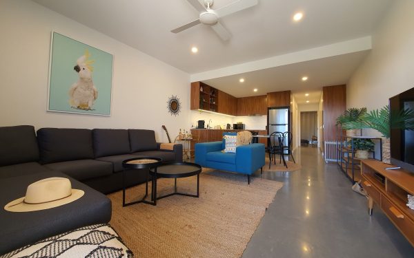 9 Easy Street